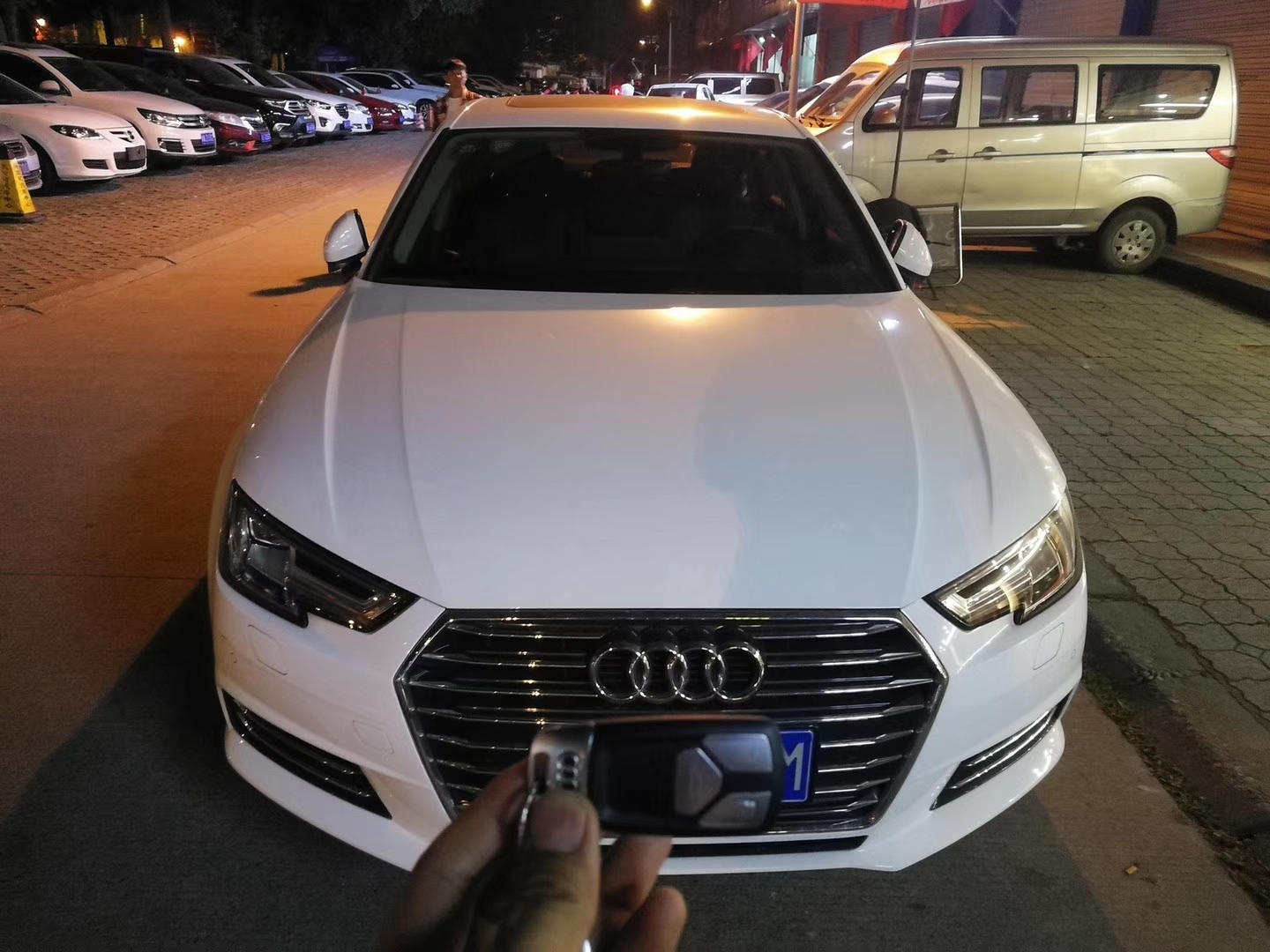 抵押車輛的審查一般從兩個方面進行